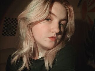JuliaJips's Online Profile Image