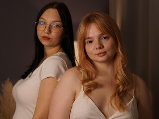 SynneAndVerona's Live sex cam chat Profile Image
